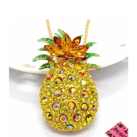 Betsey Johnson Pineapple Pendant Necklace Rhinestone Crusted Fruit Salad NWT - Picture 1 of 8